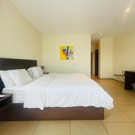 New Brookfields Hotel Freetown Extérieur photo