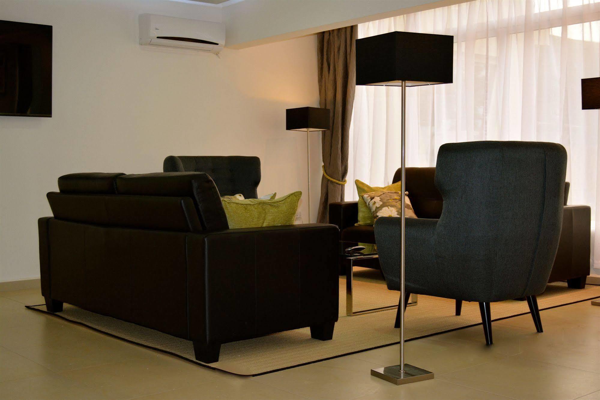 New Brookfields Hotel Freetown Extérieur photo